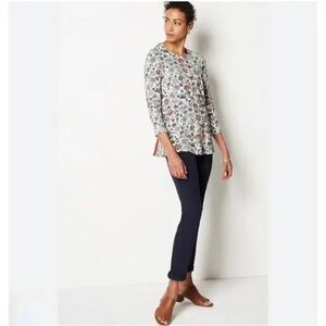 J. Jill We Button Back split back A-line vintage floral stretch blouse​​